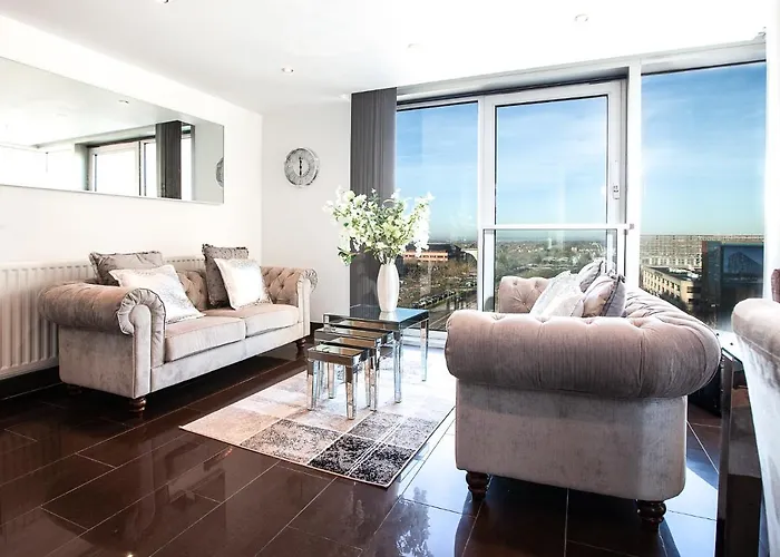 2 Bedroom 2 Bathroom Apartment In Central Milton Keynes With Free Parking And Smart Tv - Contractors, Relocation, Business Travellers