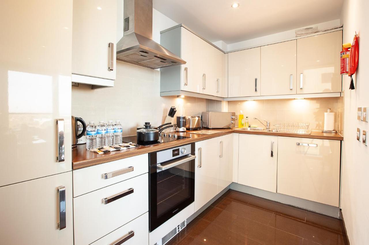 Apartment Smart Apartment: 2br With Parking