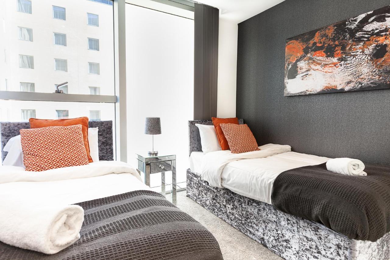 Smart Apartment: 2br With Parking Apartment